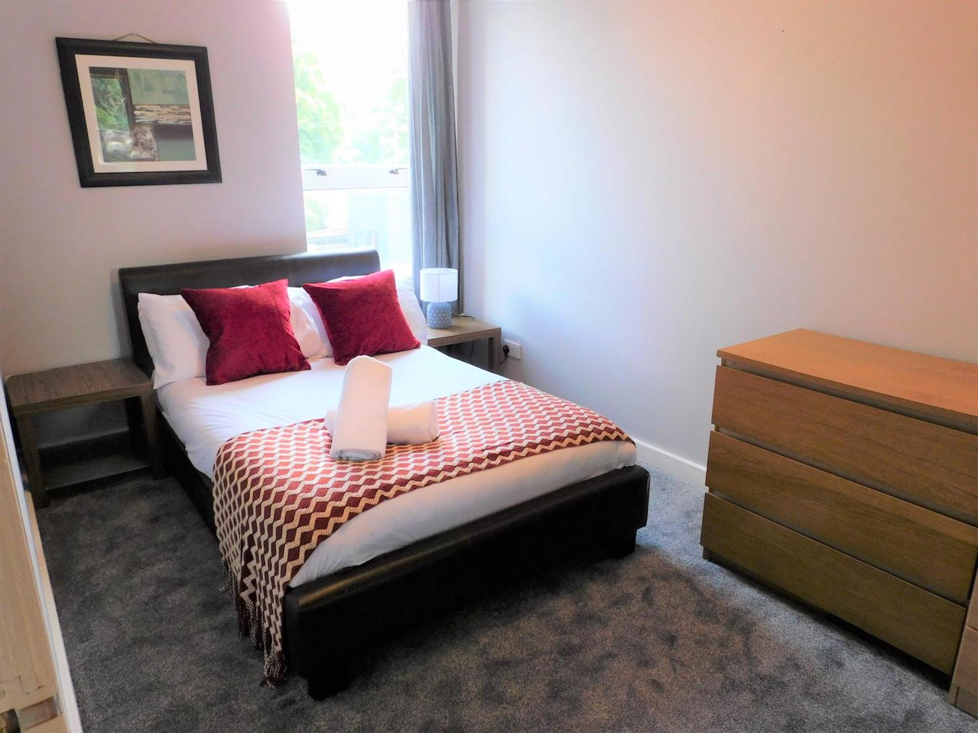 City Centre 2 Bedroom Apt, Close To M8 & Tourist Attractions Glasgow Eksteriør billede