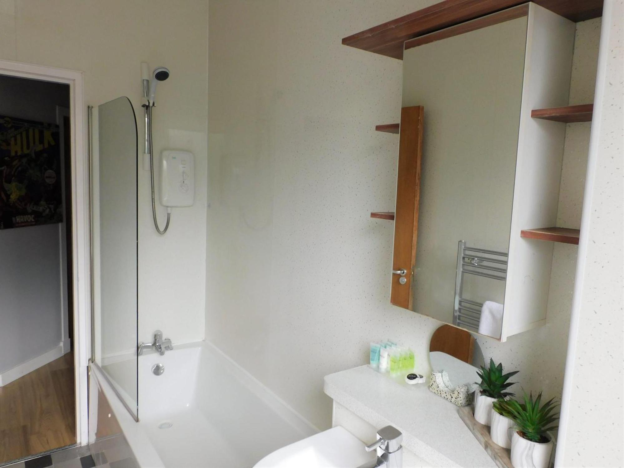 City Centre 2 Bedroom Apt, Close To M8 & Tourist Attractions Glasgow Eksteriør billede